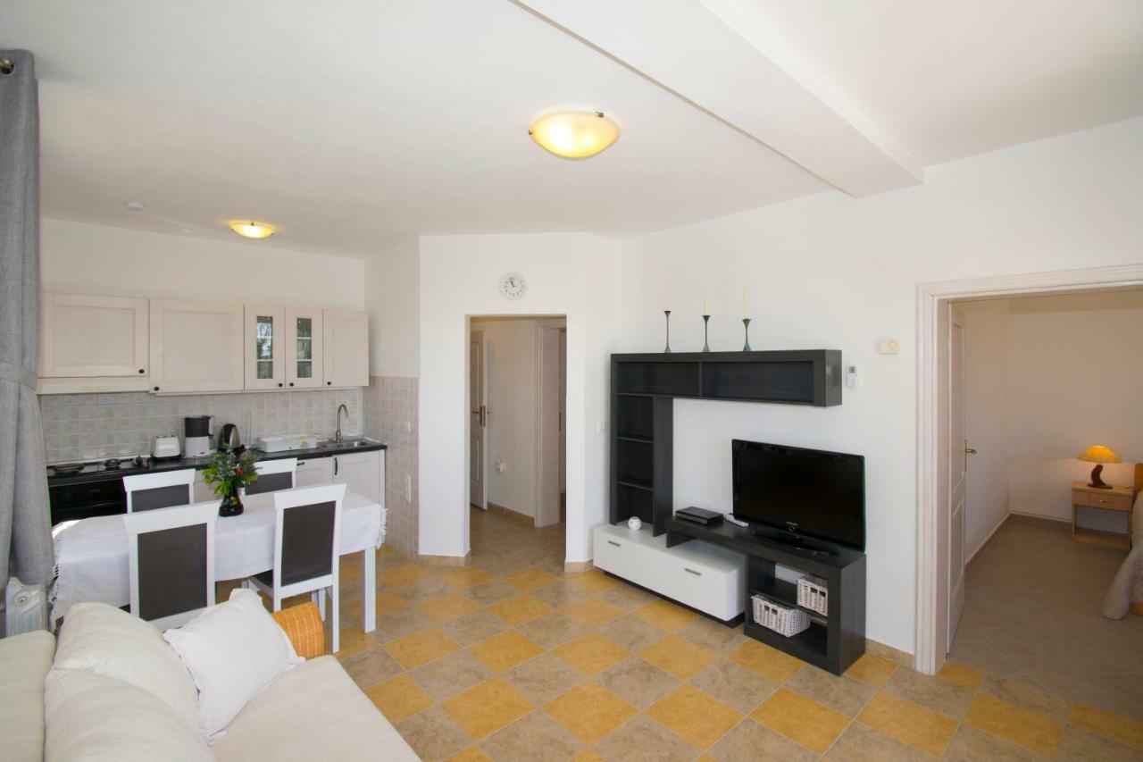 Apartman Mendula Premantura Luaran gambar